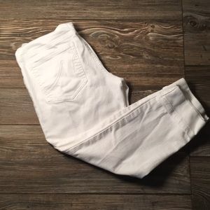 White denim maternity cropped pants
